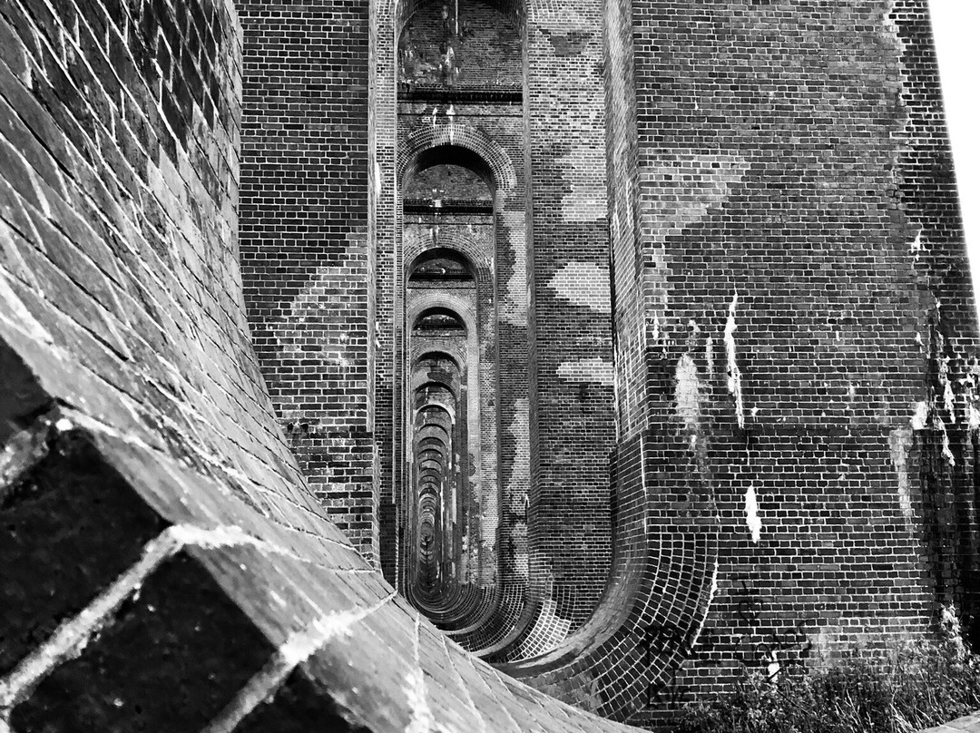 Ouse Valley Viaduct景点图片