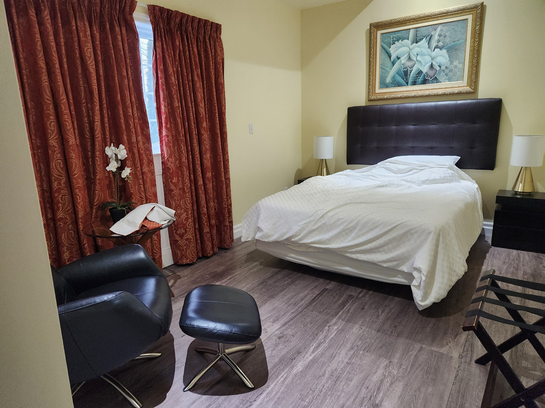 Grey Rose Suites主图