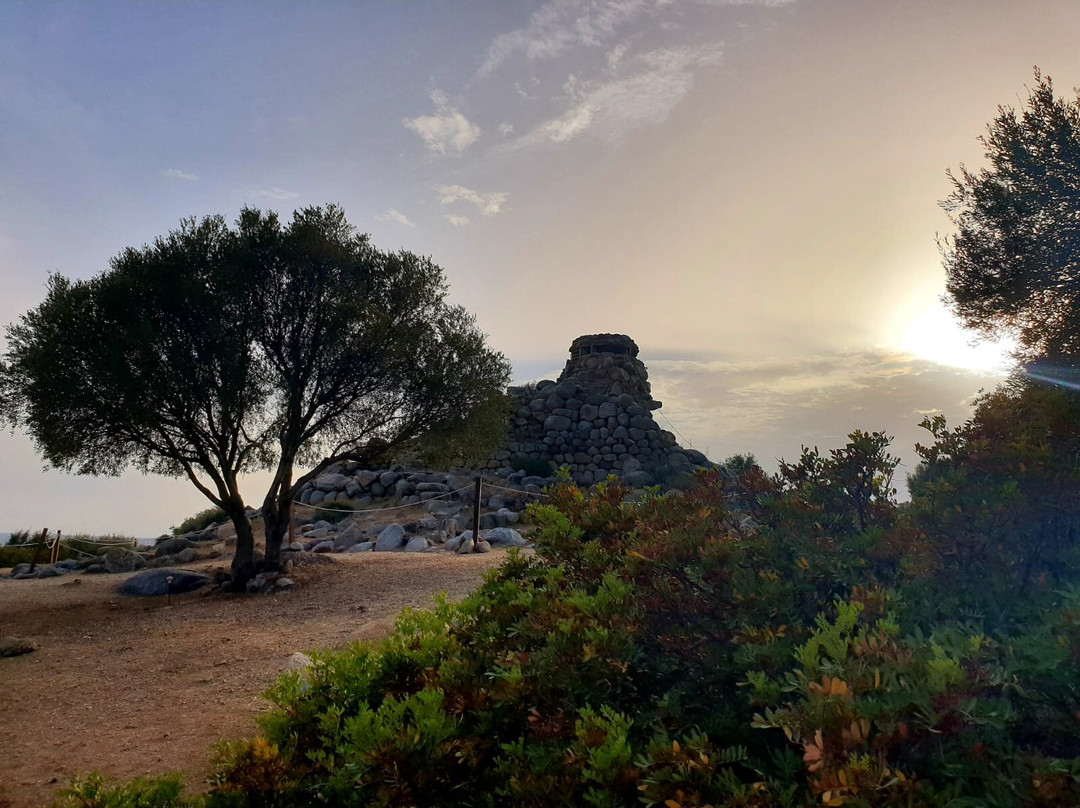 Nuraghe Diana, La cultura Nuragica raccontata degustando prodotti tipici-夸尔图－圣埃莱娜必去景点