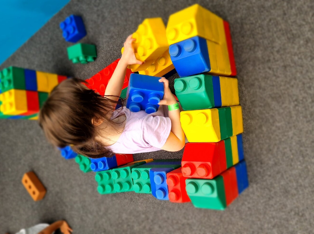 Jumpin Fun Inflatable Park Derby-德比必去景点