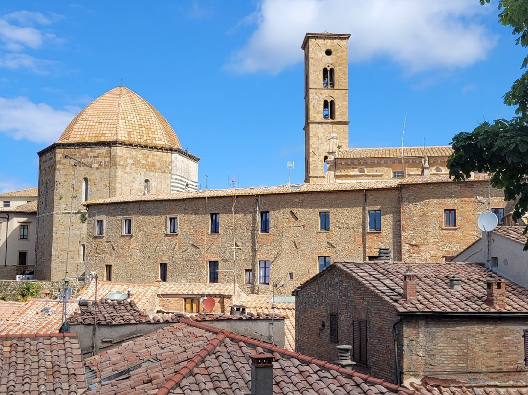 Piazza dei Priori-沃尔泰拉必去景点