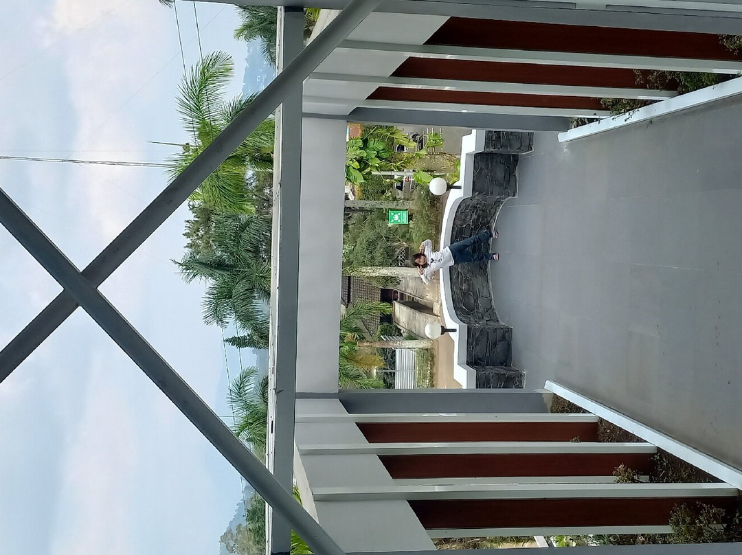 伦邦阿斯利度假酒店主图