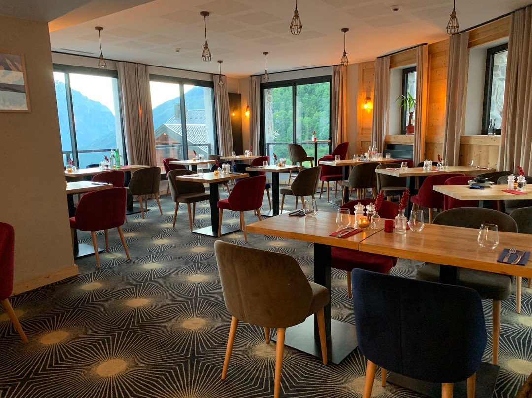 Hôtel & Restaurant Les Cimes - Madame Vacances主图
