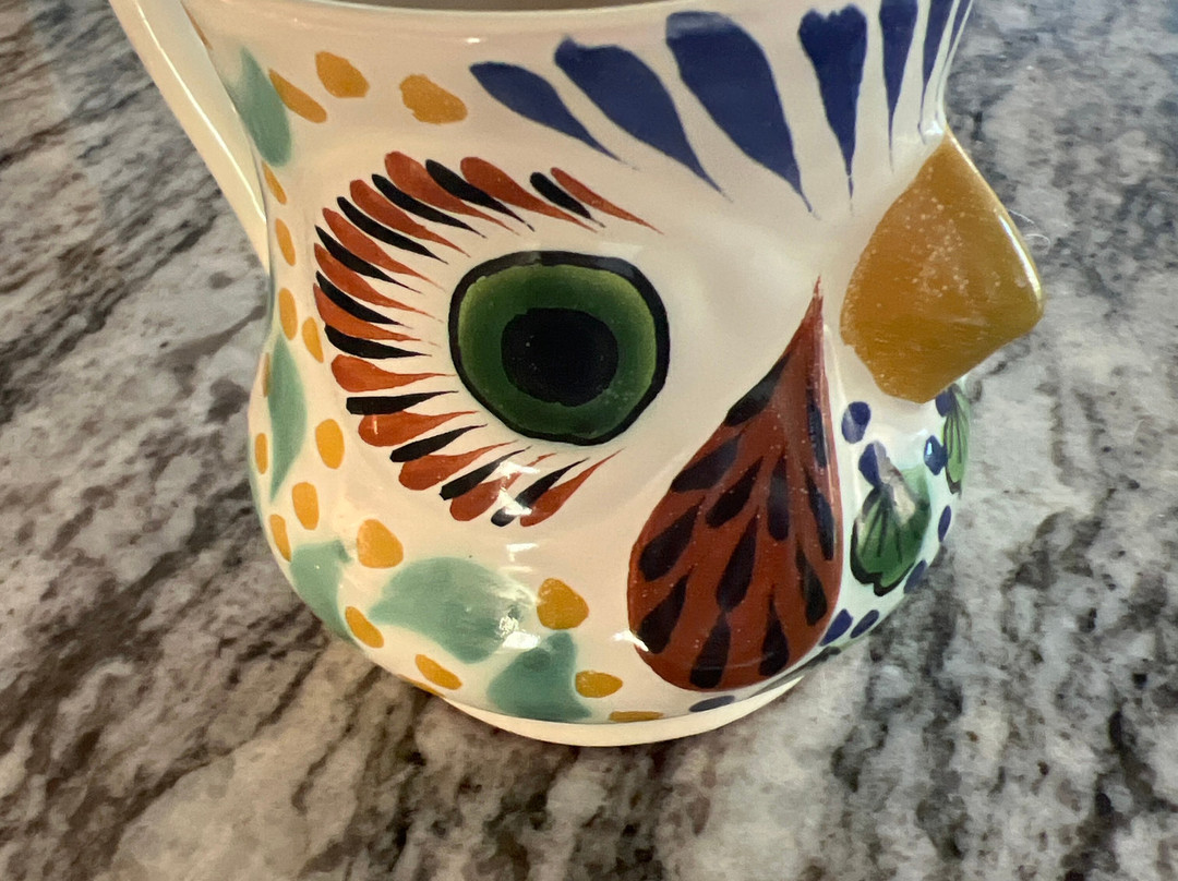 Gorky Pottery by Gorky Gonzalez景点图片