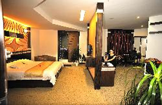 汤山百倍圣泉温泉城主图