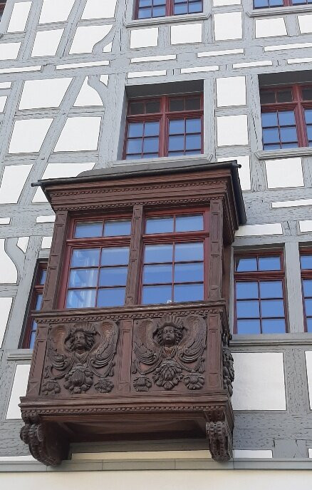 Bow-windows-圣加仑必去景点