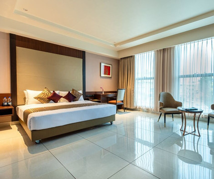 M Pro 宫殿酒店迈索尔 - 距离迈索尔宫殿12分钟主图