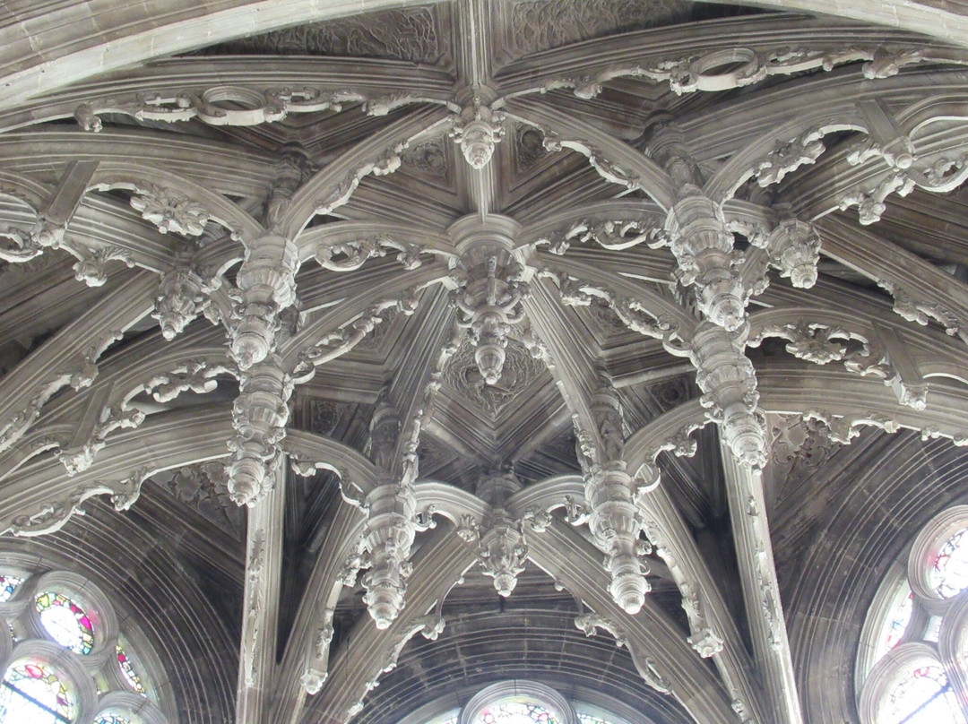 Eglise Saint-Pierre景点图片