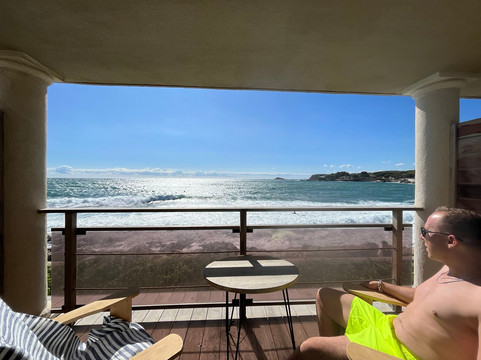 普莱因大酒店主图