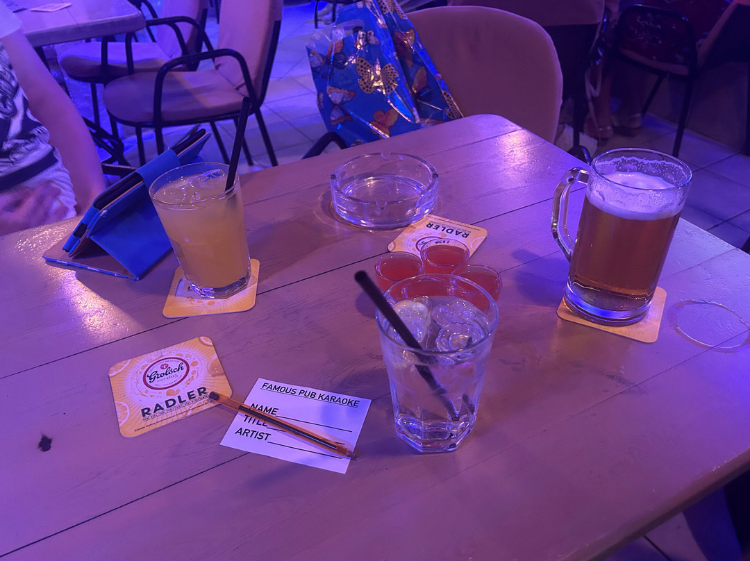 Maria's Famous Karaoke Fun Pub-Kavos必去景点