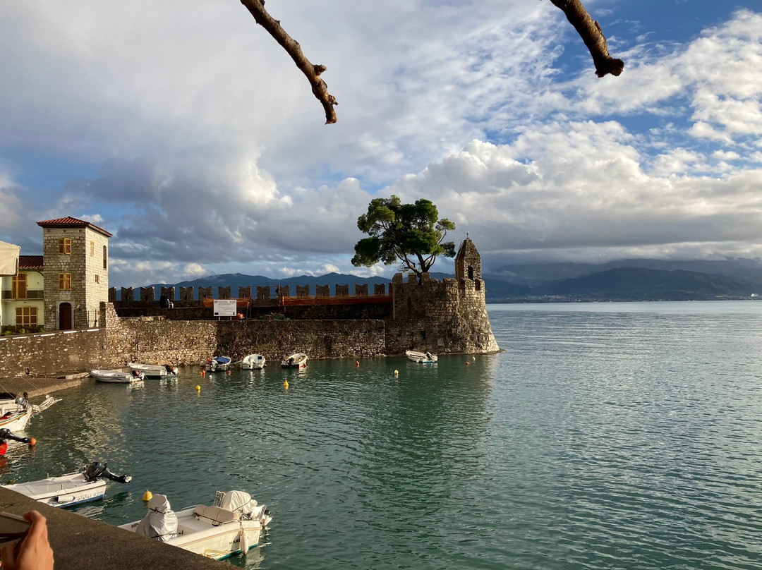 Nafpaktos Old Port-诺帕克特斯必去景点