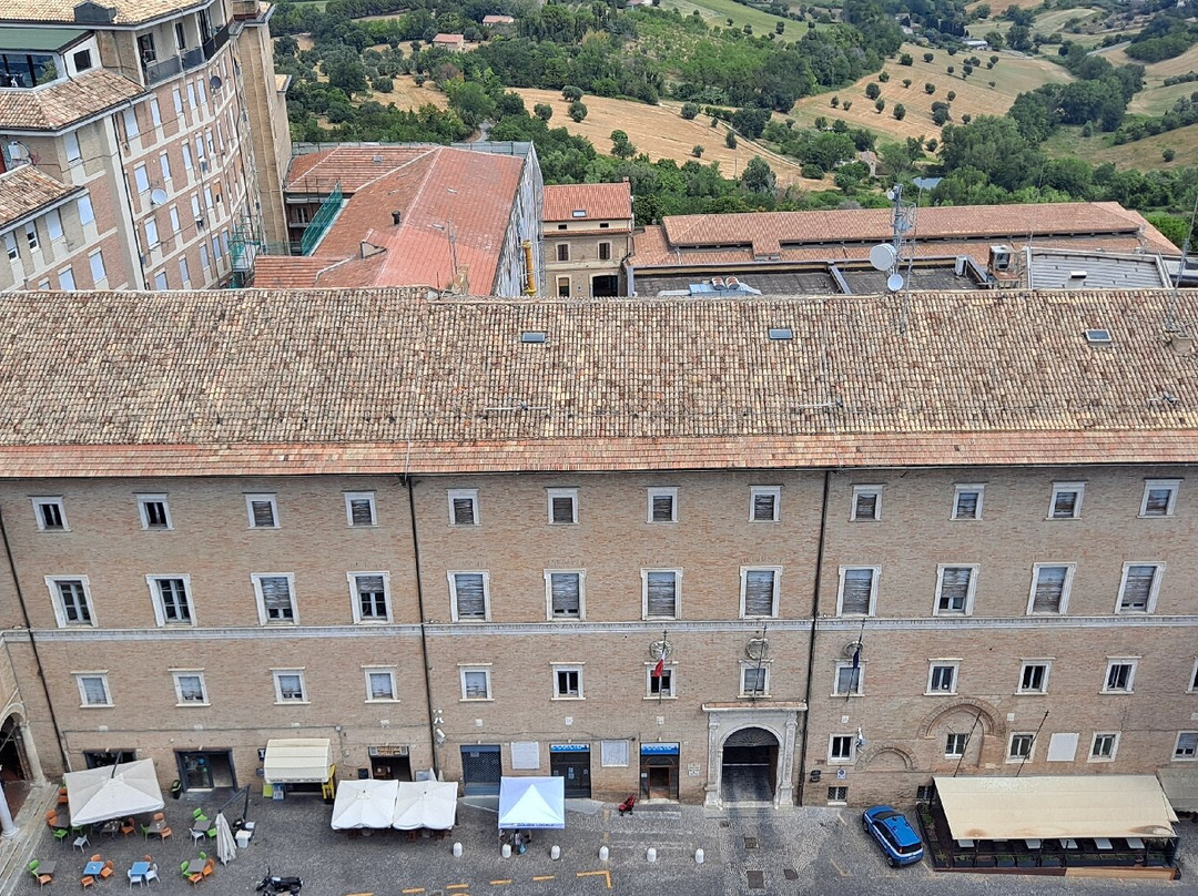 Torre Civica-马切拉塔必去景点