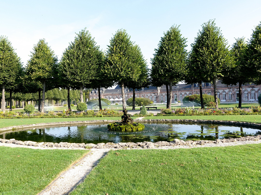 Schlossgarten-施韦青根必去景点