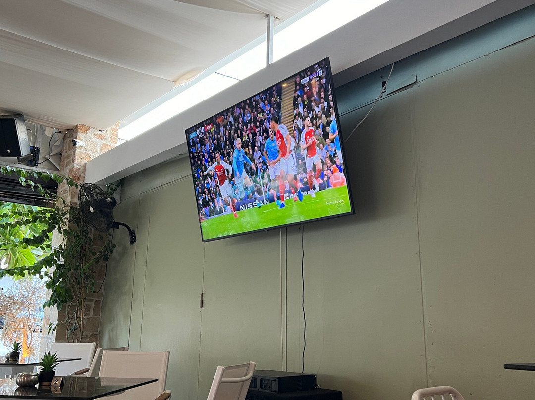 Cocktails & Dreams Lardos-Lardos必去景点