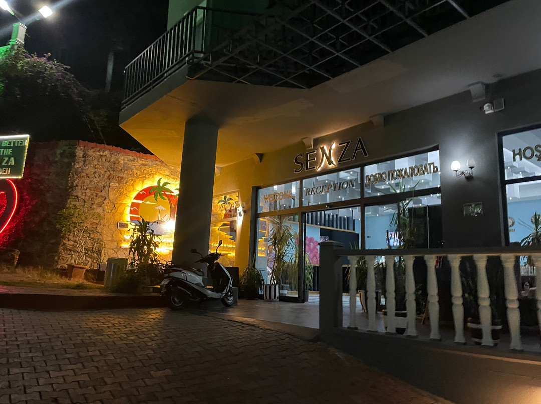 Senza Garden Holiday Club主图