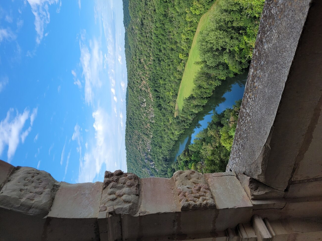 Les Châteaux de Bruniquel景点图片