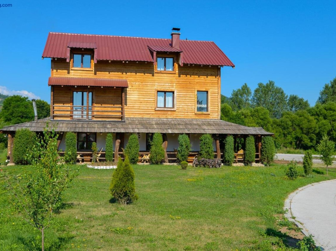 Pljevlja Municipality酒店住宿-Nacionalni Restoran Ognjiste