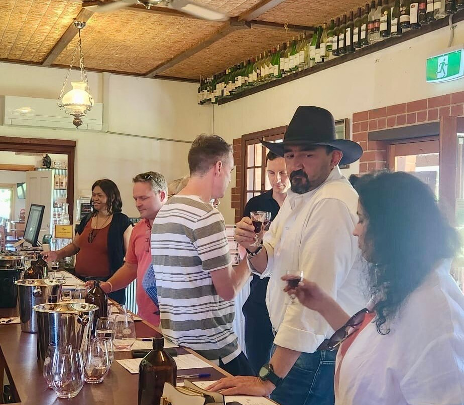 Benders Bus Tours-阿德莱德必去景点