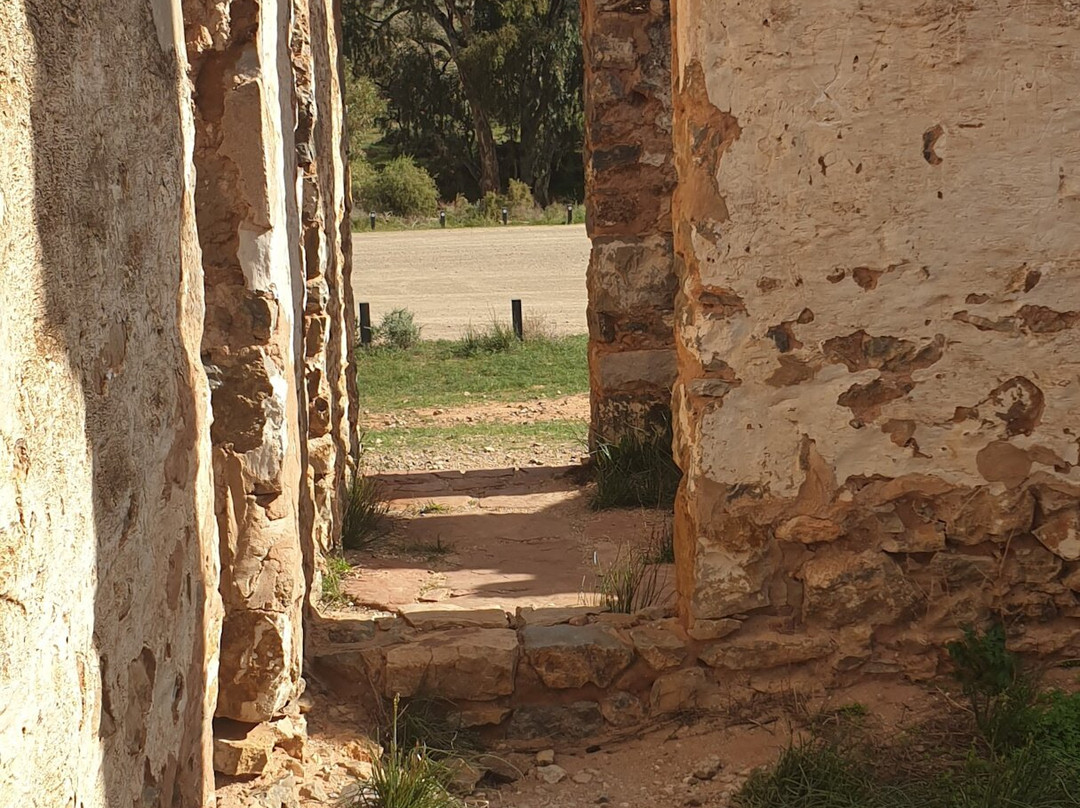 Kanyaka Ruins & Cemetery景点图片