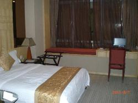 金中环酒店公寓(深圳会展中心店)主图