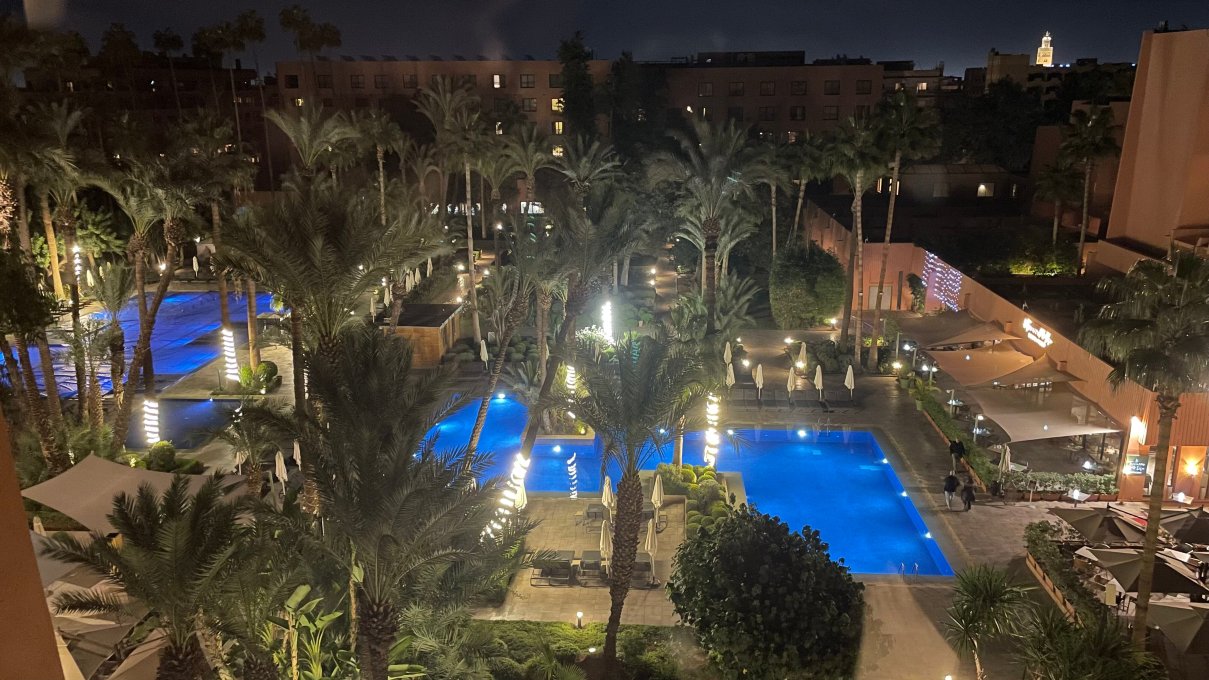 肯兹玫瑰园酒店-泳池