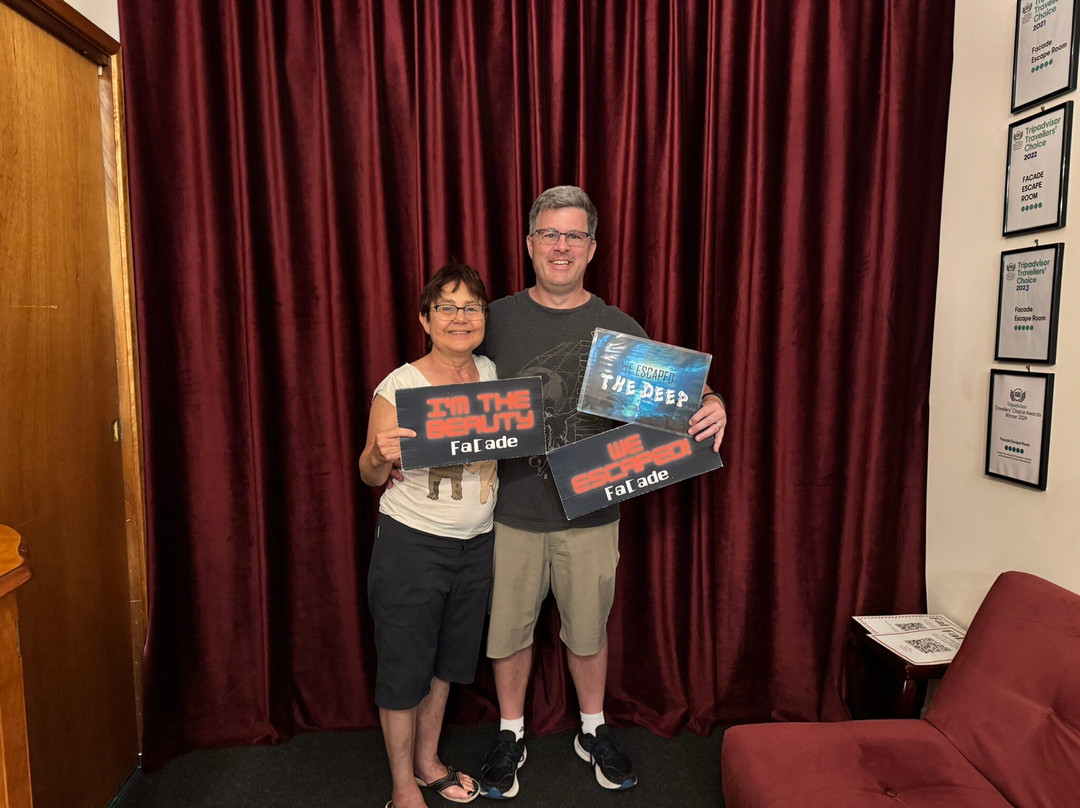 Facade Escape Room-麦克夸利港必去景点