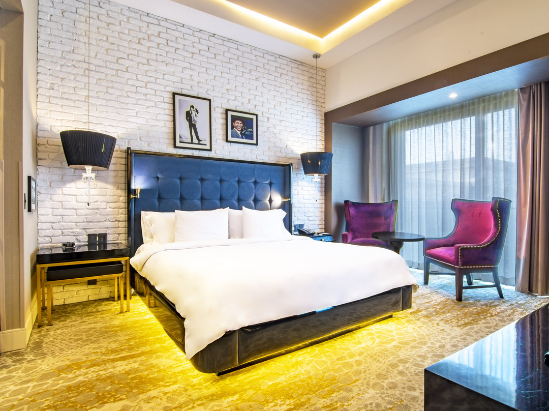 K-Tower Boutique Tijuana主图