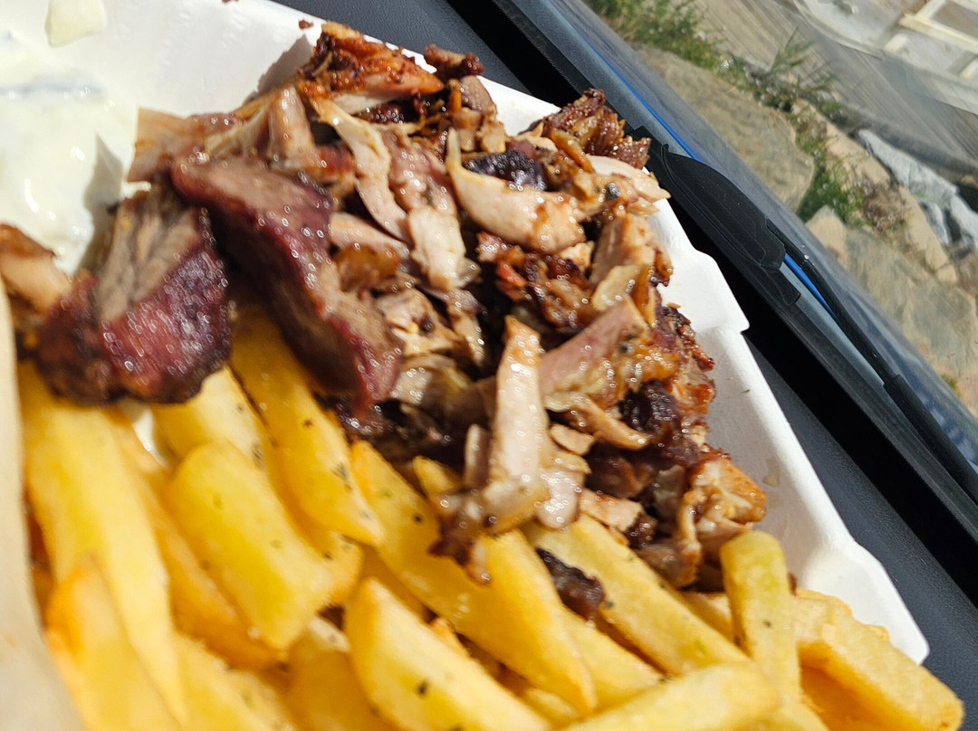 Euro Bites Greek Eatery