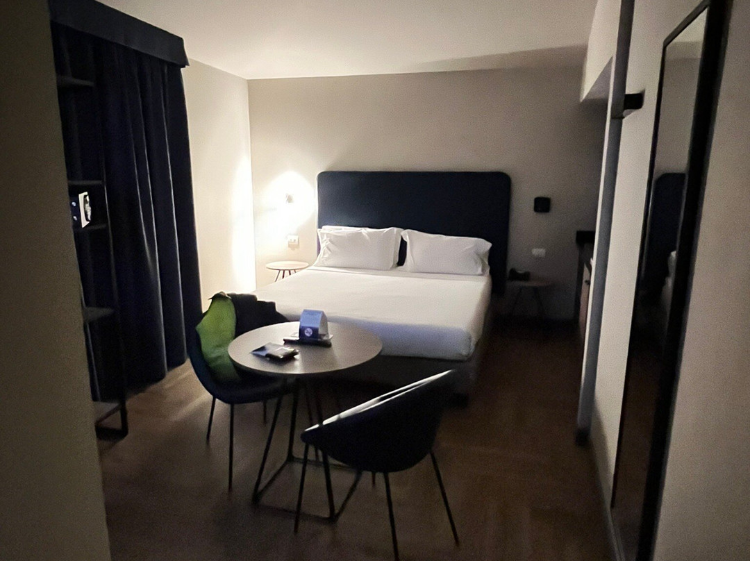 Hotel Lory主图