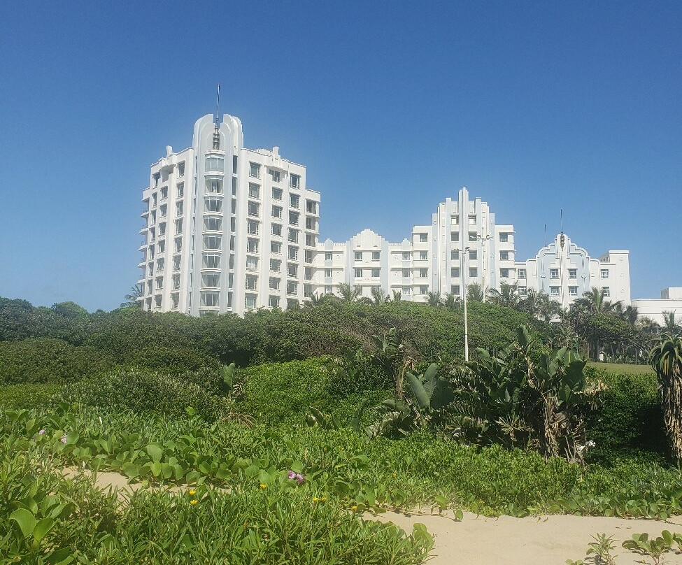 太阳广场阳光海岸酒店主图