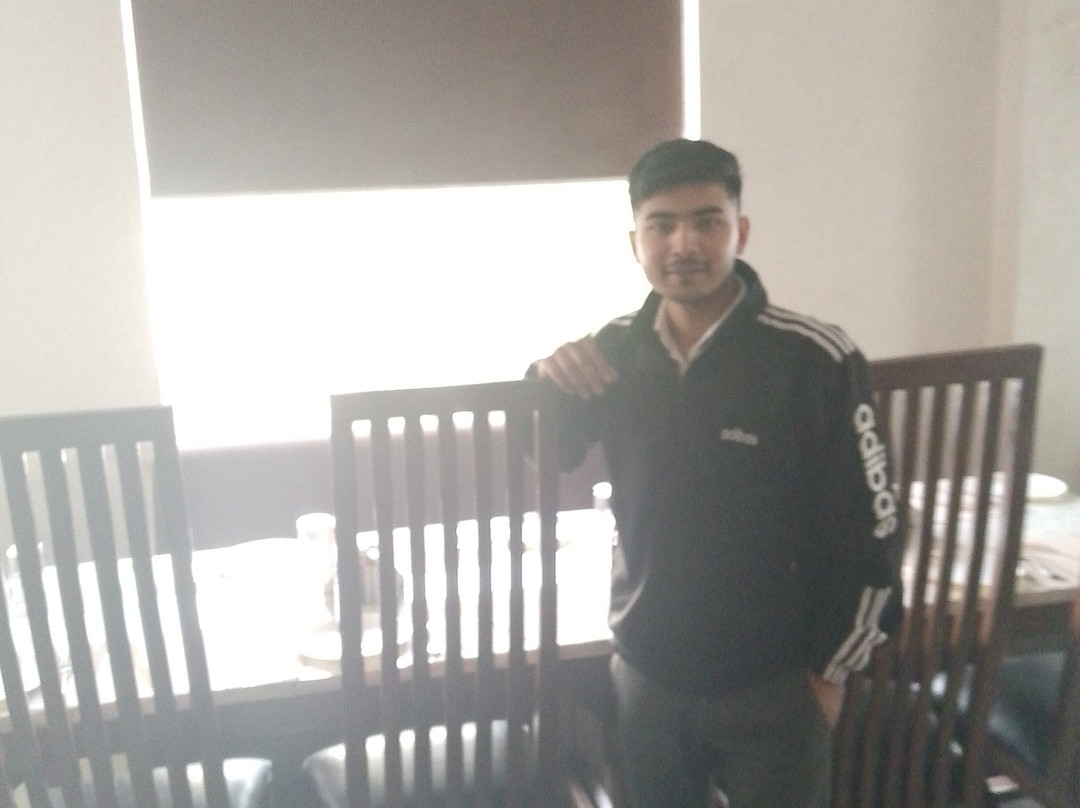 Hotel Bellevue Inn主图