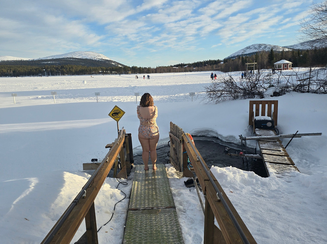 Sauna And Iceswimming-Akaslompolo必去景点