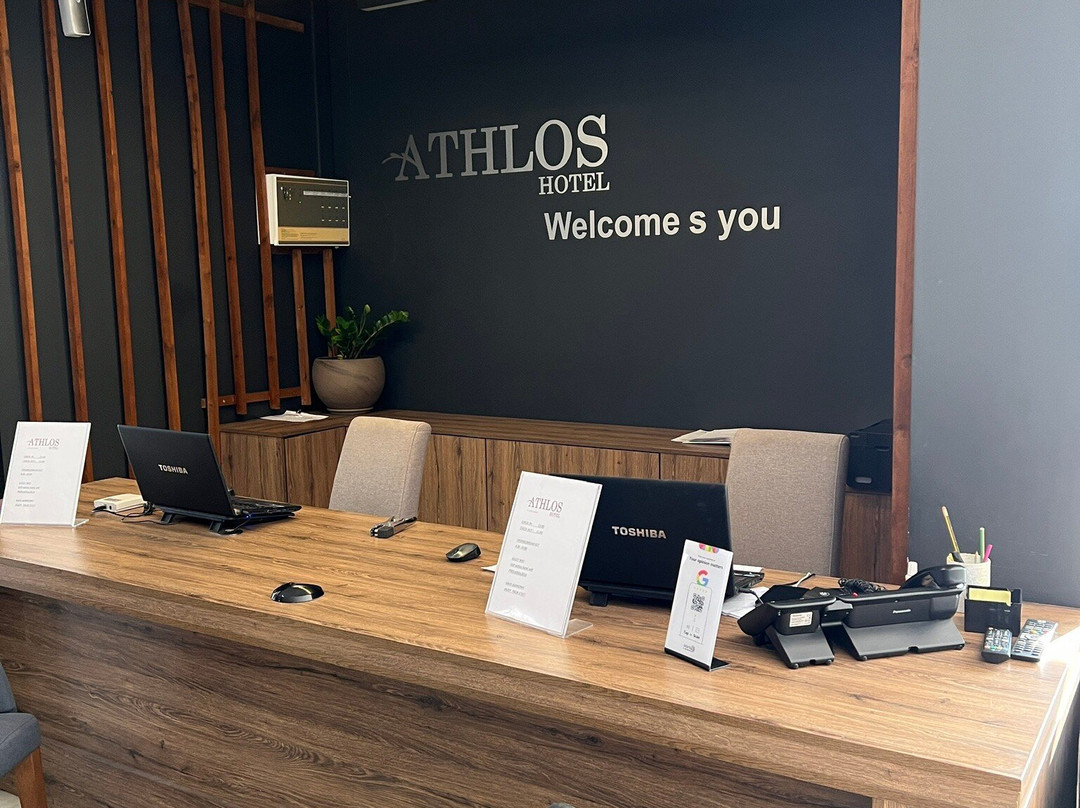 Athlos Hotel主图