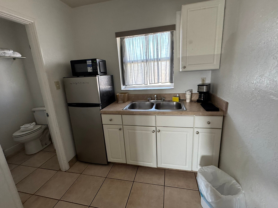 Holiday Isles Resort主图