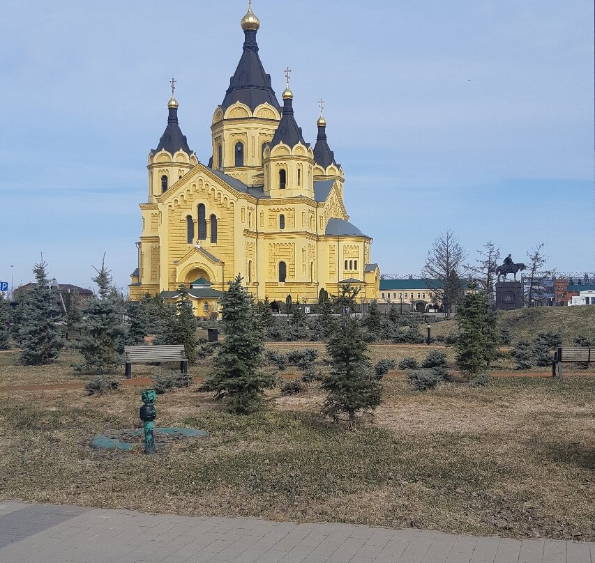 Cathedral of St. Alexander Nevskiy景点图片