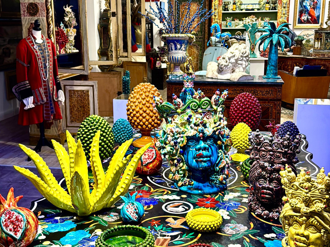 Art Leone-陶尔米纳必去景点