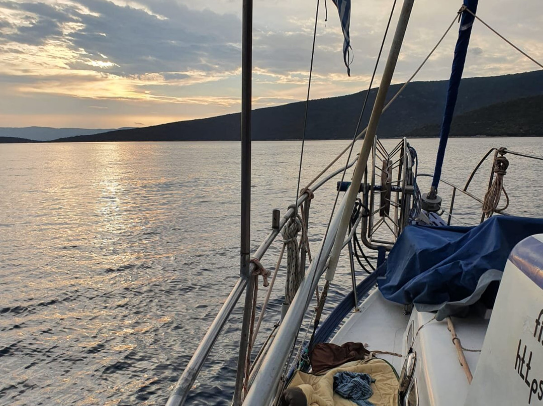 Saloufa Tours-Milina必去景点