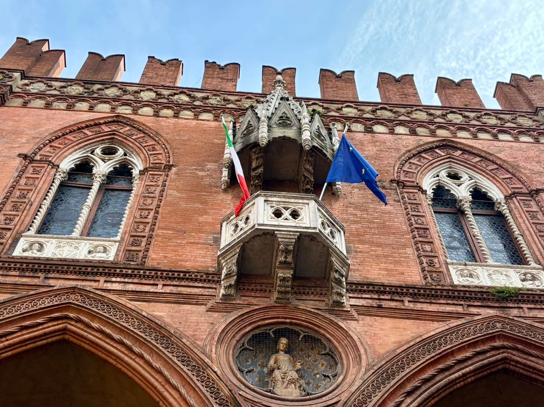 Palazzo della Mercanzia-博洛尼亚必去景点