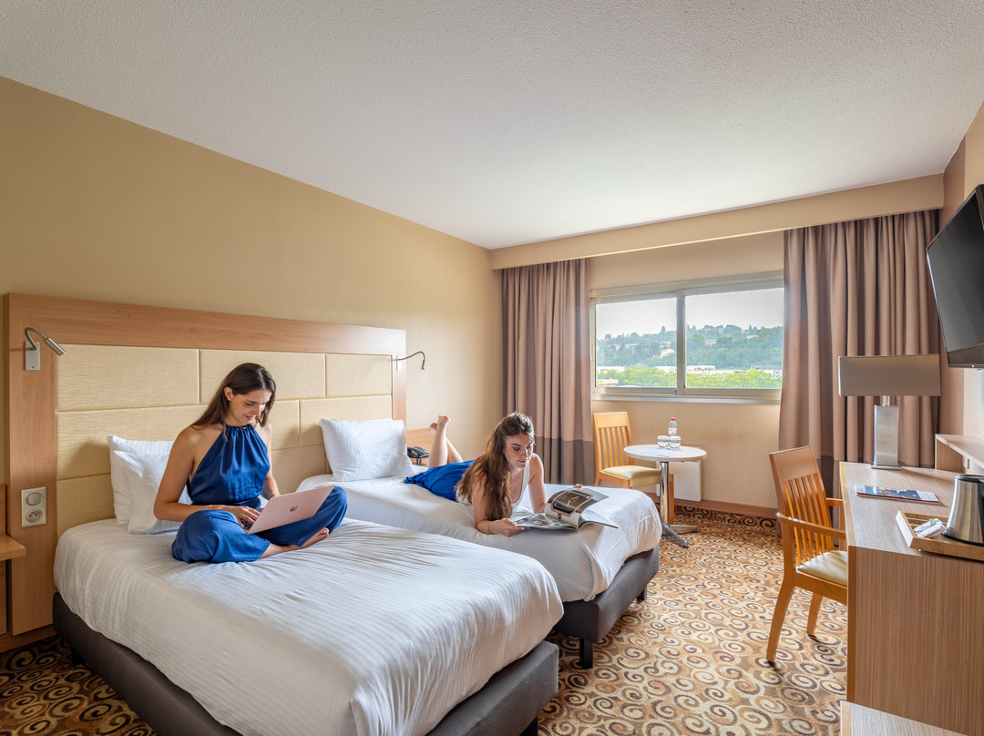 里昂大都会酒店主图