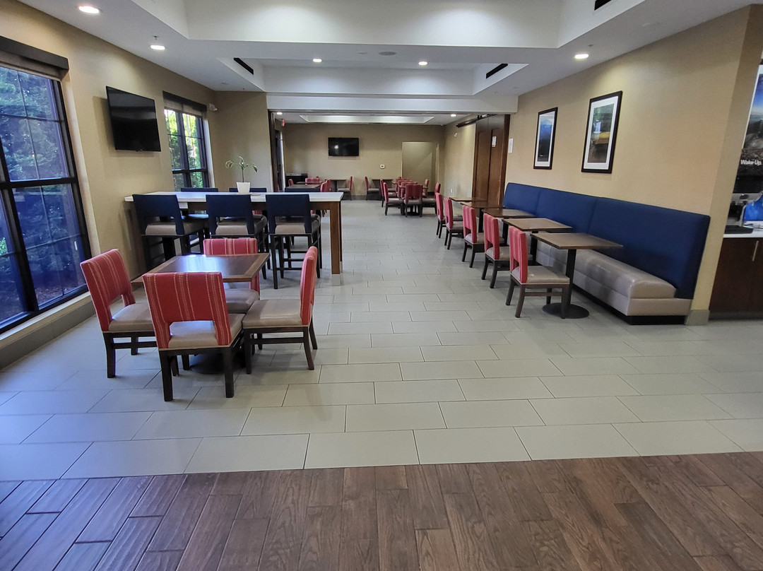 Comfort Suites主图