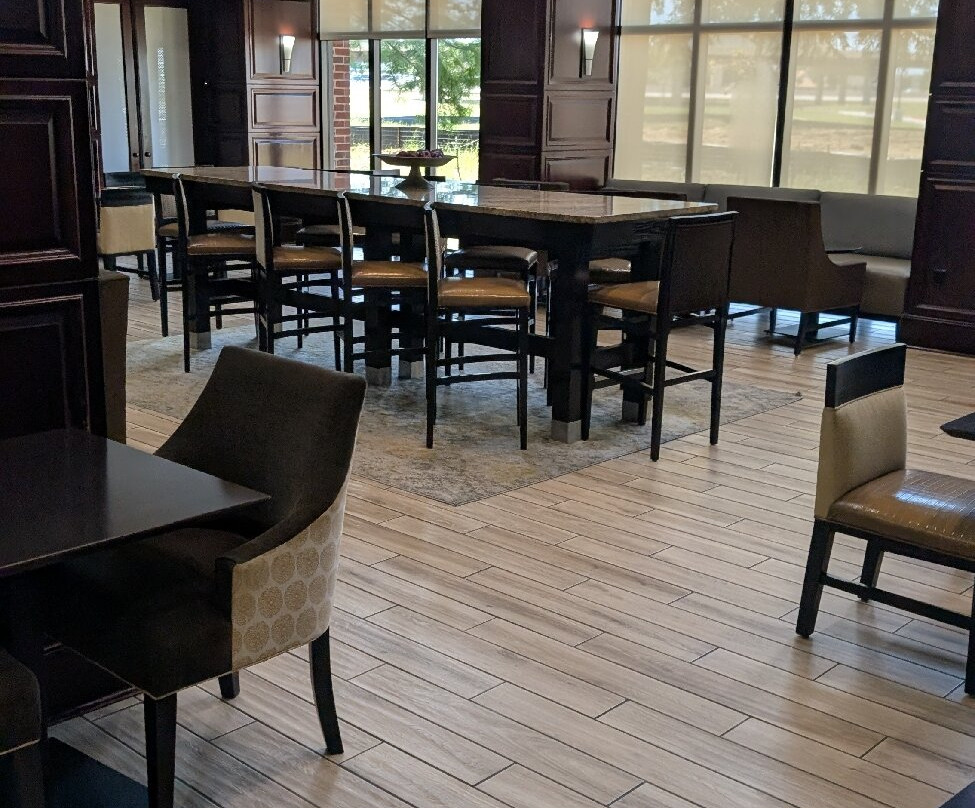 Hampton Inn & Suites Dallas-DFW Airport North-Grapevine主图