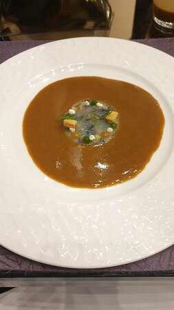 西贡万韵酒店主图