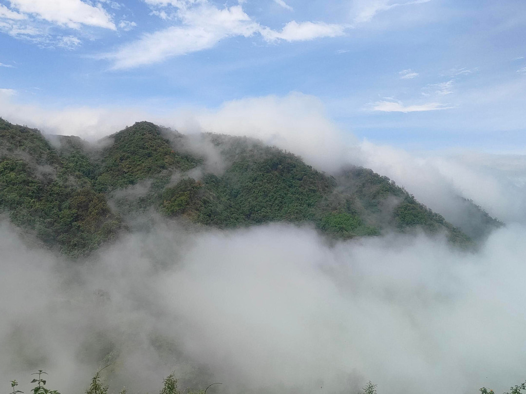 Nighut Hotel And Restaurant主图