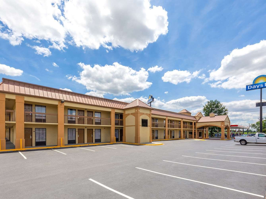 Hopkinsville酒店住宿-Days Inn by Wyndham Oak Grove/Ft. Campbell