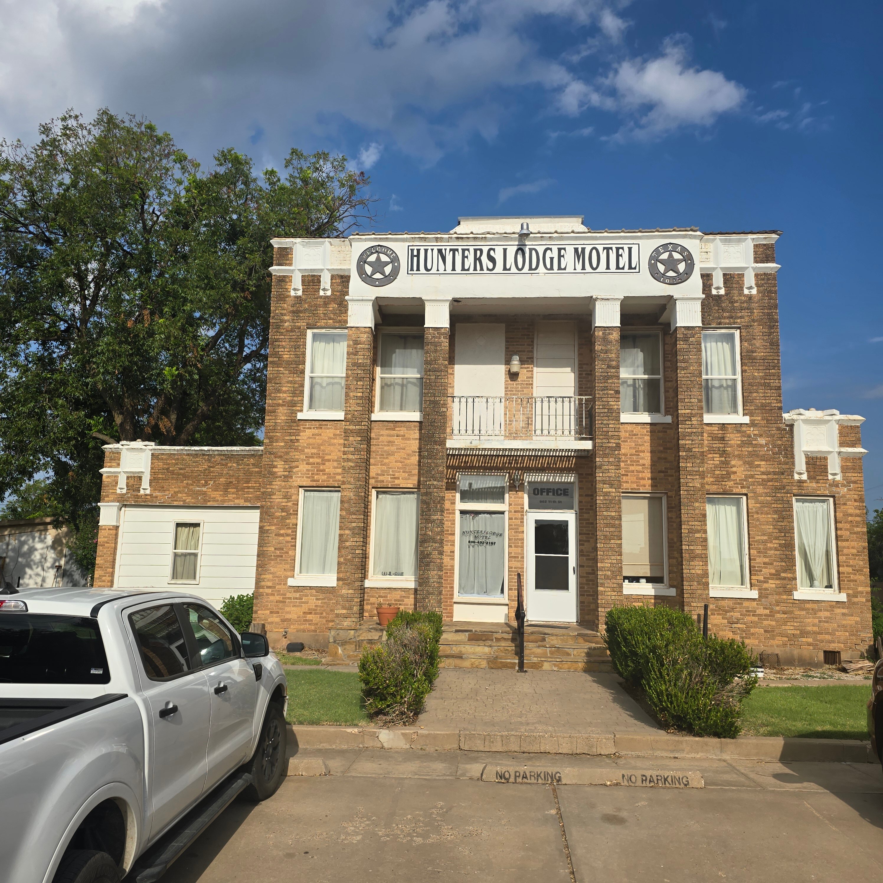 Hunters Lodge Motel-官方