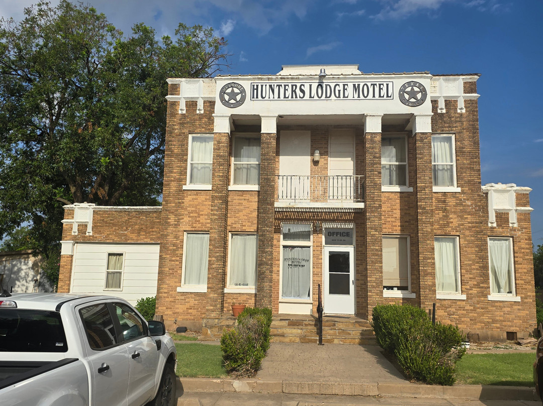 Hunters Lodge Motel主图