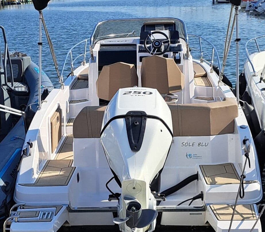 Midi Plaisance Location-Meze必去景点