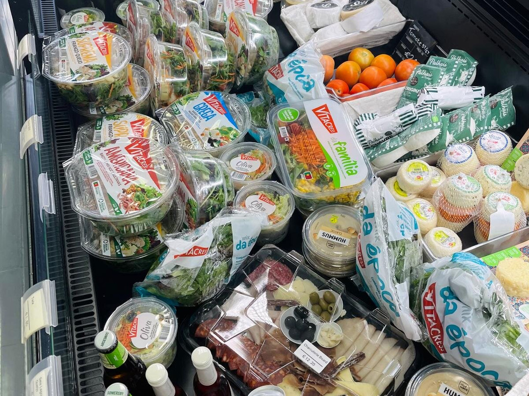 Seaside Essentials Mini-Market-Budens必去景点