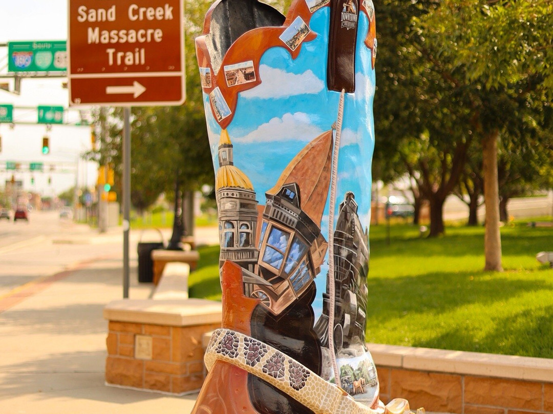 Cheyenne Big Boots-夏延必去景点