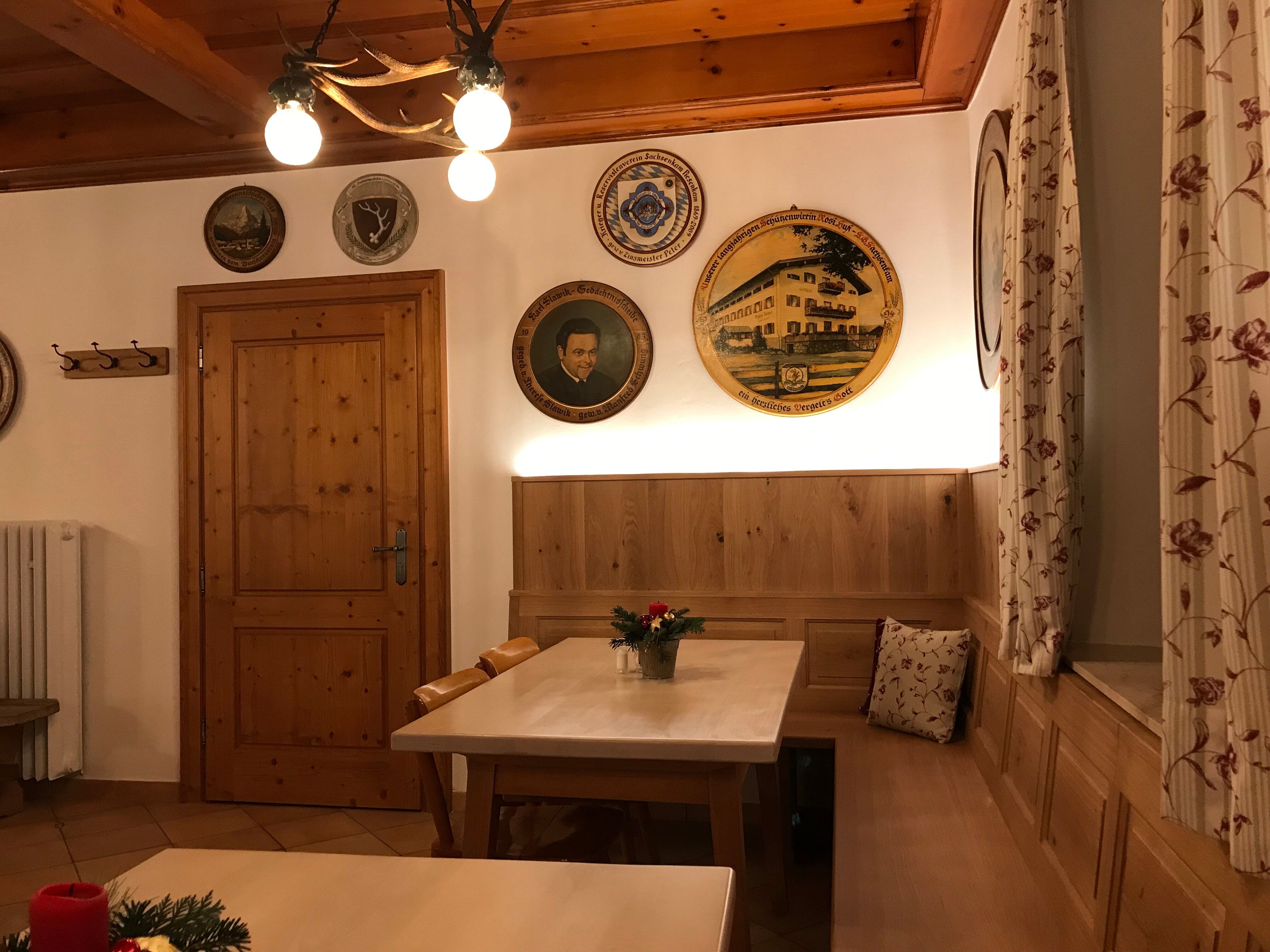 Gasthof Altwirt-官方